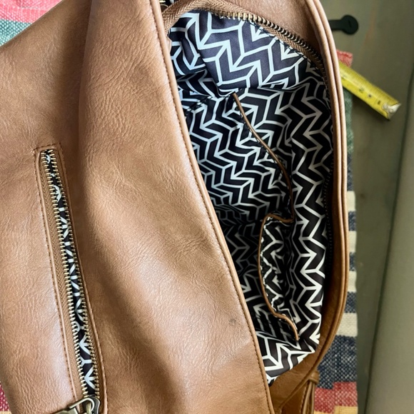 Antik Kraft Brown Vegan Leather Hobo Bag - Picture 9 of 9